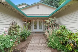 13068 SE Capistrano Ct, Milwaukie, OR 97222 - Photo 5