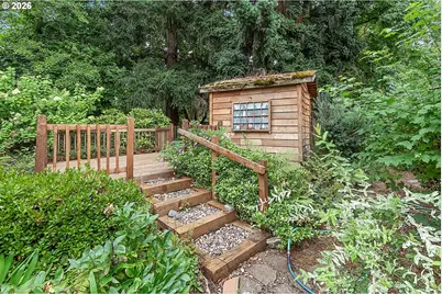 13068 SE Capistrano Ct, Milwaukie, OR 97222 - Photo 41