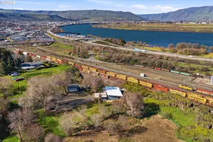 1829 E 8th St, The Dalles, OR 97058 - Photo 45