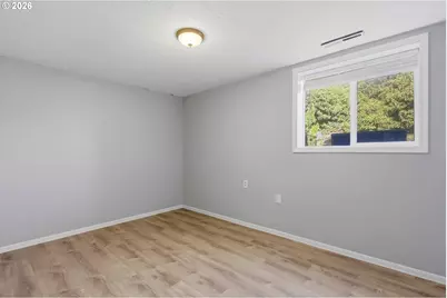 1829 E 8th St, The Dalles, OR 97058 - Photo 25