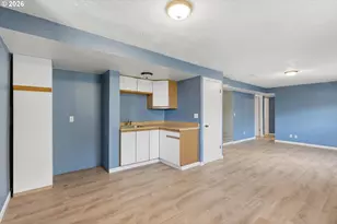 1829 E 8th St, The Dalles, OR 97058 - Photo 23