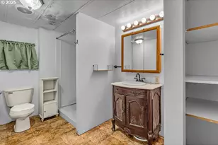 4882 NE Lancaster Dr, Salem, OR 97305 - Photo 23