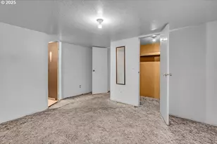 4882 NE Lancaster Dr, Salem, OR 97305 - Photo 25