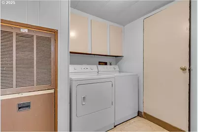 4882 NE Lancaster Dr #127, Salem, OR 97305 - Photo 27