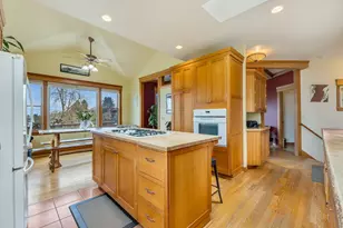 409 2nd St, Astoria, OR 97103 - Photo 9