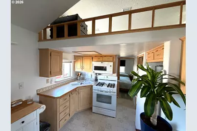 16117 Highway 101, Brookings, OR 97415 - Photo 9