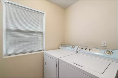 618 NE Mariners Loop, Portland, OR 97211 - Photo 39