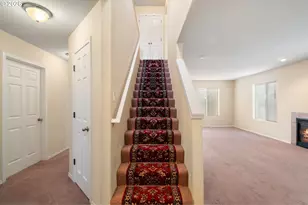 618 NE Mariners Loop, Portland, OR 97211 - Photo 5