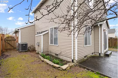 618 NE Mariners Loop, Portland, OR 97211 - Photo 35