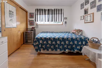 13257 NE Fremont St, Portland, OR 97230 - Photo 13