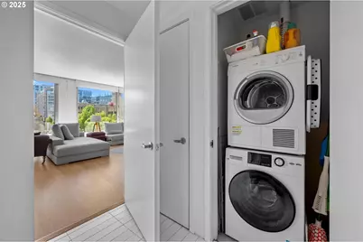 937 NW Glisan St #431, Portland, OR 97209 - Photo 19