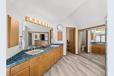 6127 SW Orchid Dr, Portland, OR 97219 - Photo 21