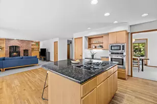 6127 SW Orchid Dr, Portland, OR 97219 - Photo 11