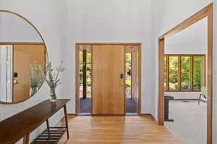 6127 SW Orchid Dr, Portland, OR 97219 - Photo 5