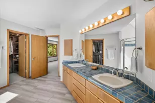 6127 SW Orchid Dr, Portland, OR 97219 - Photo 23