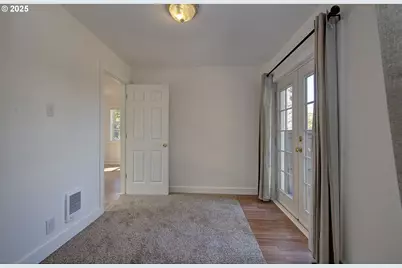 634 NW 5th Ave, Camas, WA 98607 - Photo 17