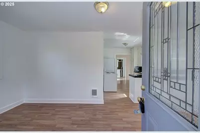 634 NW 5th Ave, Camas, WA 98607 - Photo 3