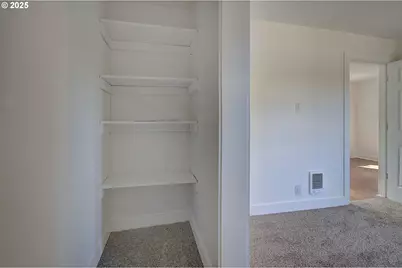 634 NW 5th Ave, Camas, WA 98607 - Photo 15