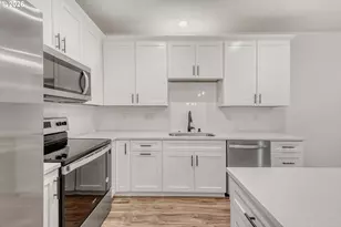 6445 SE 143rd Ct, Portland, OR 97236 - Photo 7