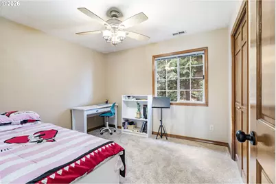 17973 Saint Clair Dr, Lake Oswego, OR 97034 - Photo 19