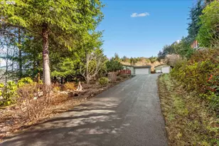 65759 E Bay Rd, North Bend, OR 97459 - Photo 15