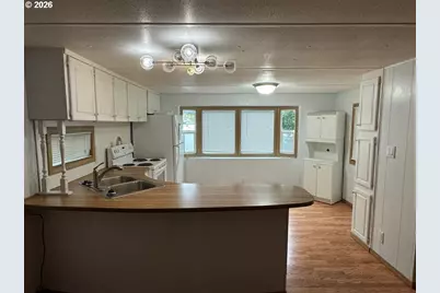 1600 Rhododendron Dr #293, Florence, OR 97439 - Photo 5