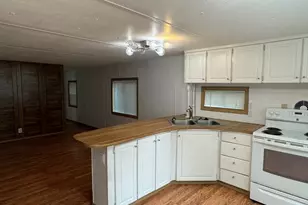 1600 Rhododendron Dr, Florence, OR 97439 - Photo 7