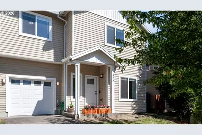 422 NE 141st Pl, Portland, OR 97230 - Photo 1