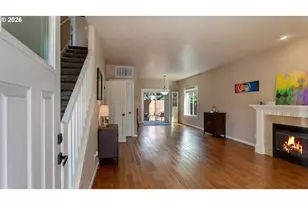 422 NE 141st Pl, Portland, OR 97230 - Photo 3