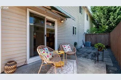 422 NE 141st Pl, Portland, OR 97230 - Photo 31