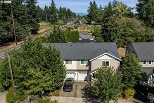 422 NE 141st Pl, Portland, OR 97230 - Photo 35