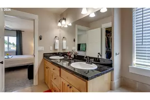 422 NE 141st Pl, Portland, OR 97230 - Photo 23