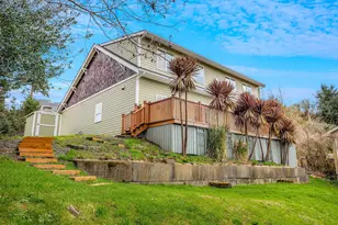 1805 Broadway St, Seaside, OR 97138 - Photo 3