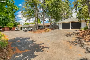 5545 NW Ridgemoor Ct, Portland, OR 97229 - Photo 39