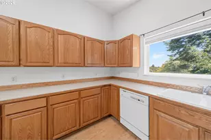 16708 Thompson Rd, Brookings, OR 97415 - Photo 11