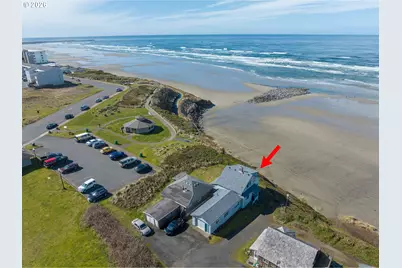 825 NW 1st St, Newport, OR 97365 - Photo 3