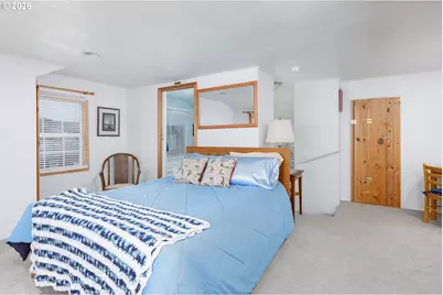 825 NW 1st St, Newport, OR 97365 - Photo 23