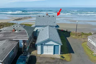 825 NW 1st St, Newport, OR 97365 - Photo 25