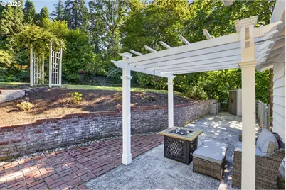 2680 Greentree Rd, Lake Oswego, OR 97034 - Photo 33