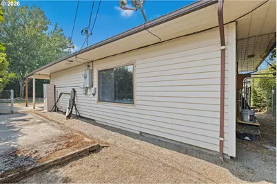 1161 NW Ellis St, Roseburg, OR 97471 - Photo 39