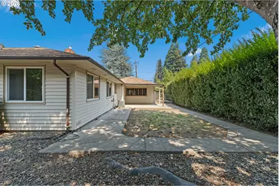 1161 NW Ellis St, Roseburg, OR 97471 - Photo 45