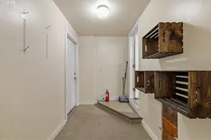 1161 NW Ellis St, Roseburg, OR 97471 - Photo 33