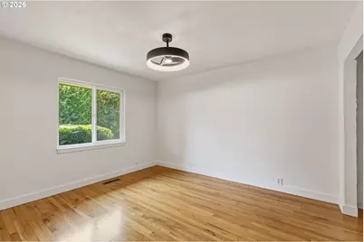 1161 NW Ellis St, Roseburg, OR 97471 - Photo 19