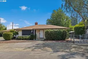 1161 NW Ellis St, Roseburg, OR 97471 - Photo 3