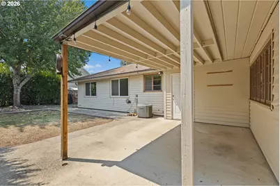 1161 NW Ellis St, Roseburg, OR 97471 - Photo 43