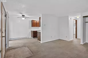 19109 SE Yamhill St, Portland, OR 97233 - Photo 9