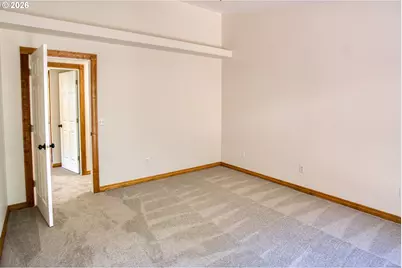 102 NW Manly St, White Salmon, WA 98672 - Photo 15