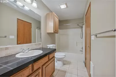 3560 Fairway Ln, Longview, WA 98632 - Photo 23