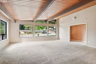 3560 Fairway Ln, Longview, WA 98632 - Photo 7