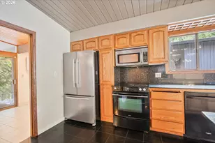 3560 Fairway Ln, Longview, WA 98632 - Photo 13
